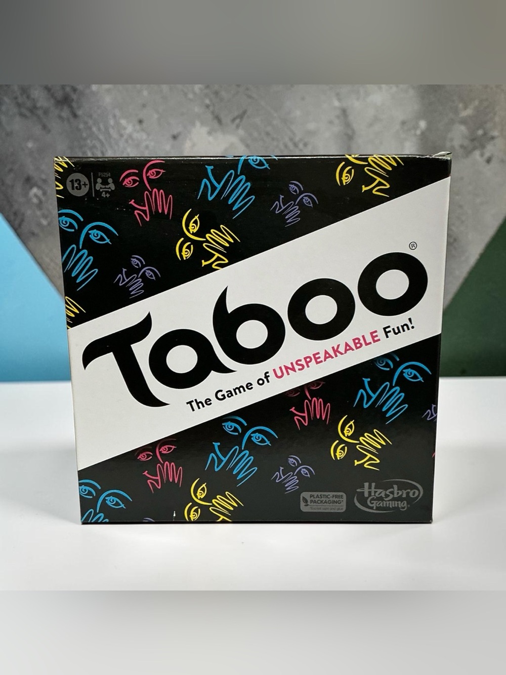 Hasbro Taboo Board Game Unspeakable Fun Complete Pre-Owned Excellent Condition